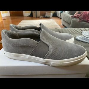 Vince Camuto men’s slip on shoes